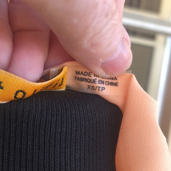 Beautiful Alice & Olivia Flowing Blouse with Lining Underneath Size XS/TP - Picture 13 of 17